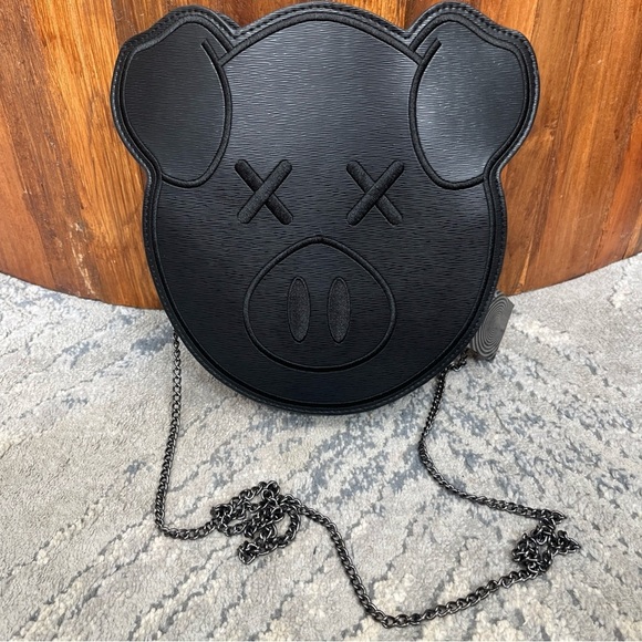 Jeffree Star X Shane Dawson Black Pig Cross Body Purse with Chain Strap - Picture 1 of 11